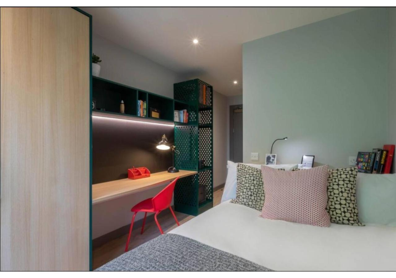 Joivy Affordable Dublin Thomas Street - Adults Only Apartment Exterior photo